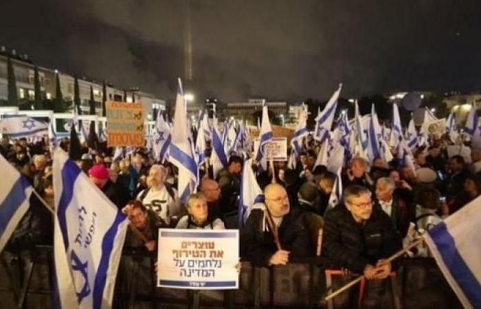 إسرائيل.. تظاهرات أمام الكنيست تطالب برحيل نتنياهو